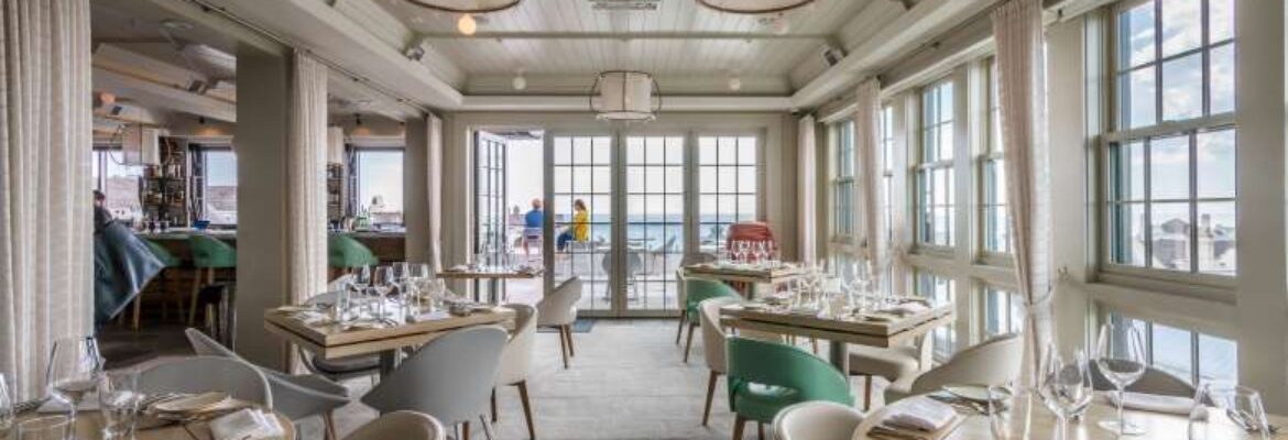 Pescado Seafood Grill & Rooftop Bar